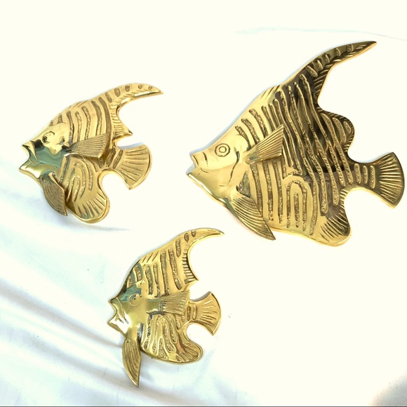 Other - 🔥NEW!🔥 VINTAGE 3 LARGE BRASS FISH WALL HANGINGS